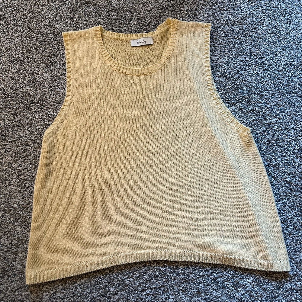 Sadie&sage yellow vest top